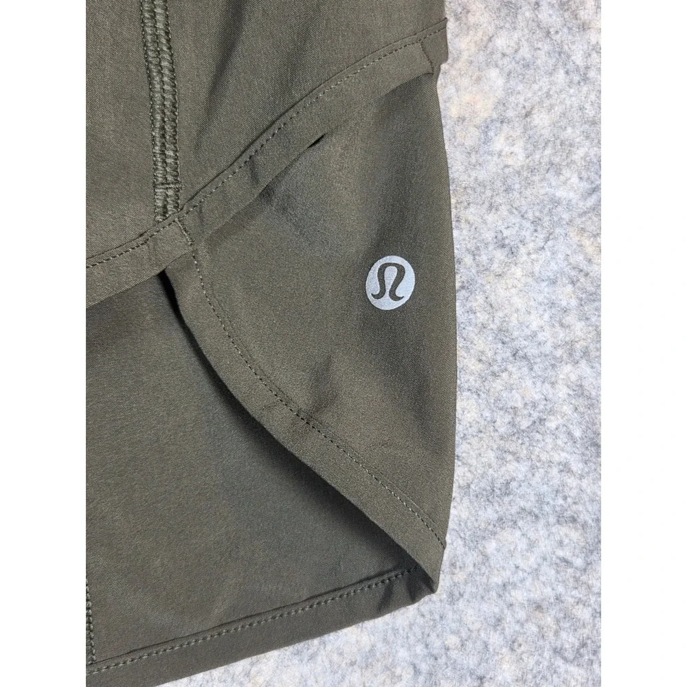 Lululemon Speed Up Low-Rise Short Dark Olive Green Running Womens 10 Inseam 2.5